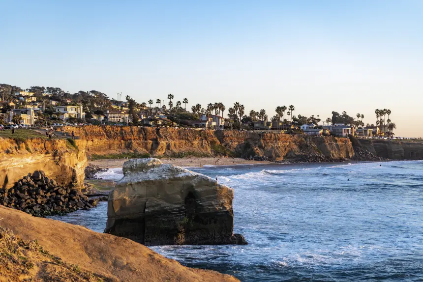 La Jolla sea cliffs
